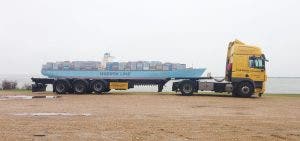 Erik doet zijn achternaam eer aan (toen nog met zijn gele DAF CF)